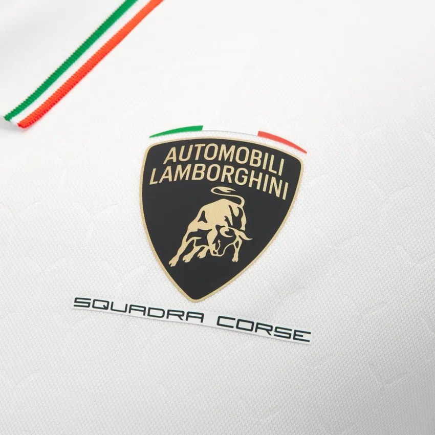 Automobili Lamborghini Squadra Corse Herren-Poloshirt in Weiss Automobili Lamborghini Squadra Corse Herren-Poloshirt in Weiss