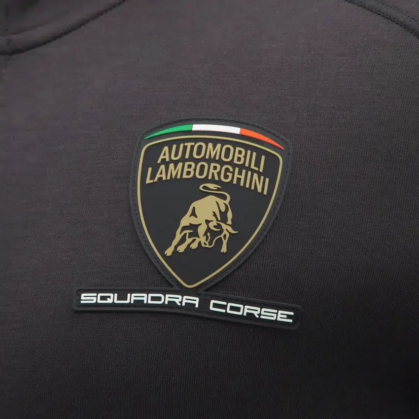 Automobili Lamborghini Squadra Corse Herren-Sweatshirt in Schwarz mit Dreifarb-Motiv und durchgehendem Reissverschluss Automobili Lamborghini Squadra Corse Herren-Sweatshirt in Schwarz mit Dreifarb-Motiv und durchgehendem Reissverschluss