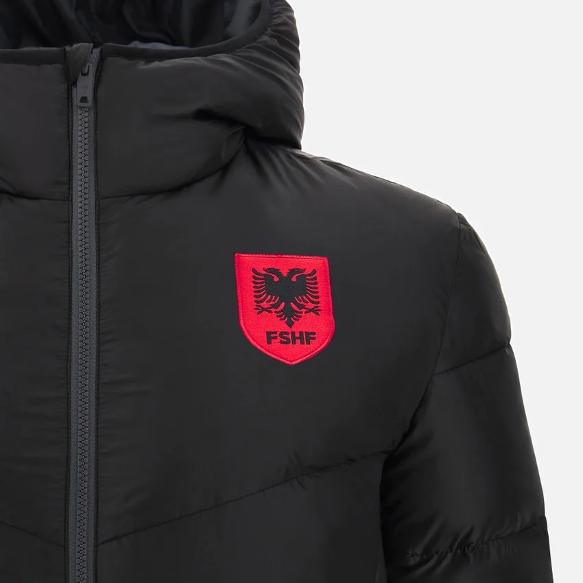 Bomberjacke der albanischen Nationalmannschaft FSHF 2026/27 für Herren Bomberjacke der albanischen Nationalmannschaft FSHF 2026/27 für Herren