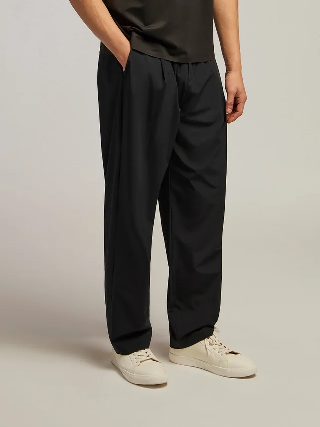 Theo Hose mit geradem Schnitt Theo Hose mit geradem Schnitt