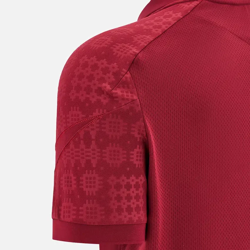 Welsh Rugby 2025/26 Deep Red Travel Poloshirt Welsh Rugby 2025/26 Deep Red Travel Poloshirt